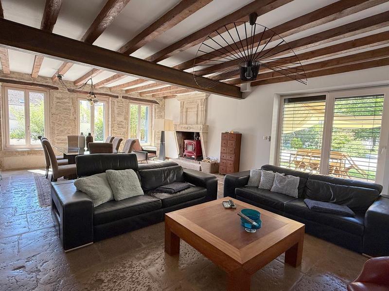 Maison - 190 m² - 7 pièces