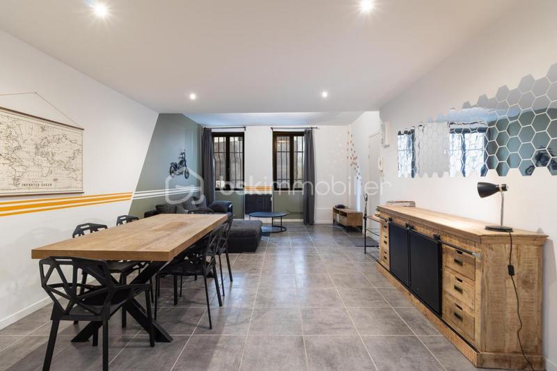 Appartement - 92 m² - 3 pièces