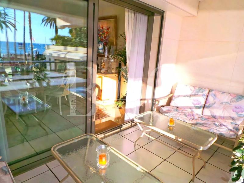 Appartement - 100 m² - 4 pièces