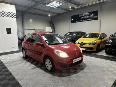 Renault Twingo II (X44) 1.2 i 16v 75 cv