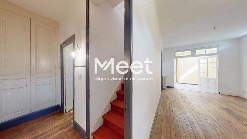 Maison de maîtres - 230 m² - 8 pièces