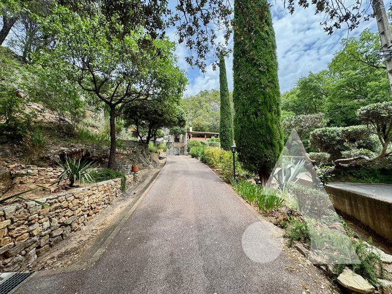 Maison - 148 m² - 4 pièces