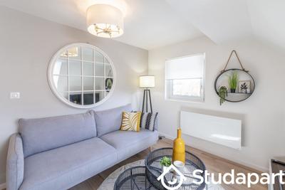 Chambre - 9 m² - 1 pièce