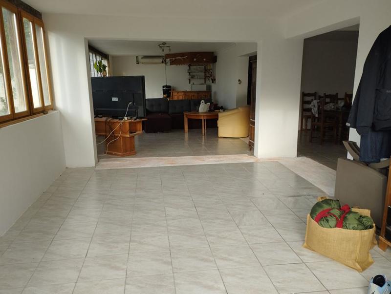 Maison - 185 m² - 6 pièces