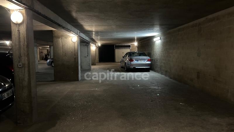 Parking - 12 m²