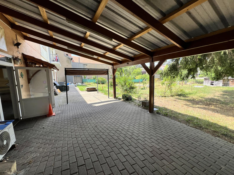 Maison - 157 m² - 9 pièces