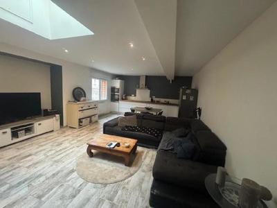 Appartement - 84 m² - 4 pièces