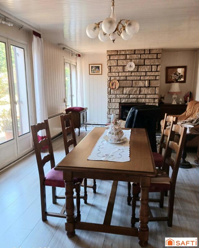 Maison - 104 m² - 5 pièces