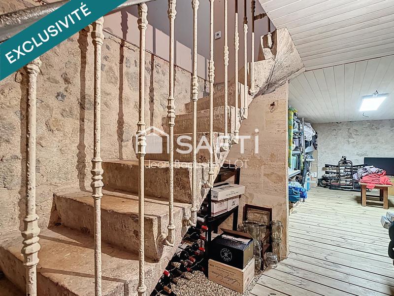 Maison - 270 m² - 7 pièces