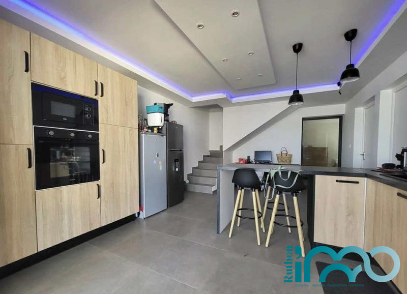 Villa - 100 m² - 4 pièces