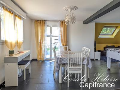 Maison - 95 m² - 5 pièces