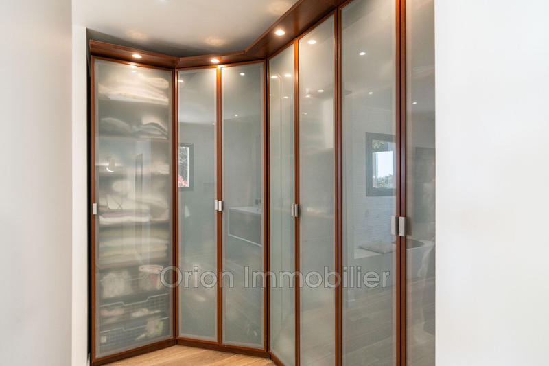 Maison - 198 m² - 8 pièces