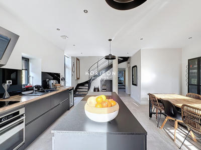 Maison ancienne - 145 m² - 7 pièces