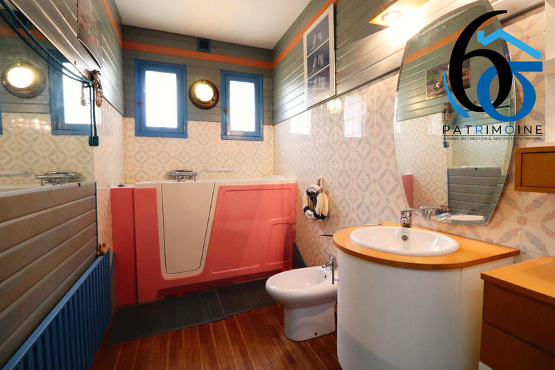 Maison - 130 m² - 7 pièces