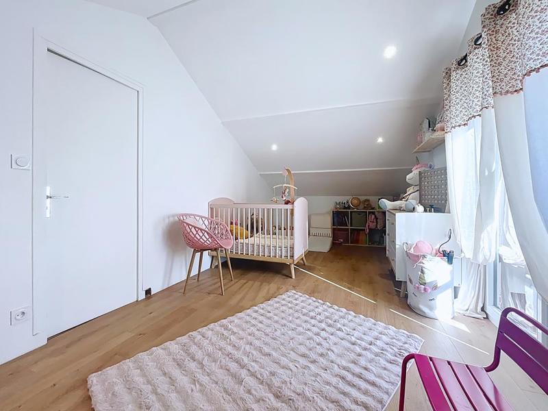 Pavillon - 121 m² - 4 pièces