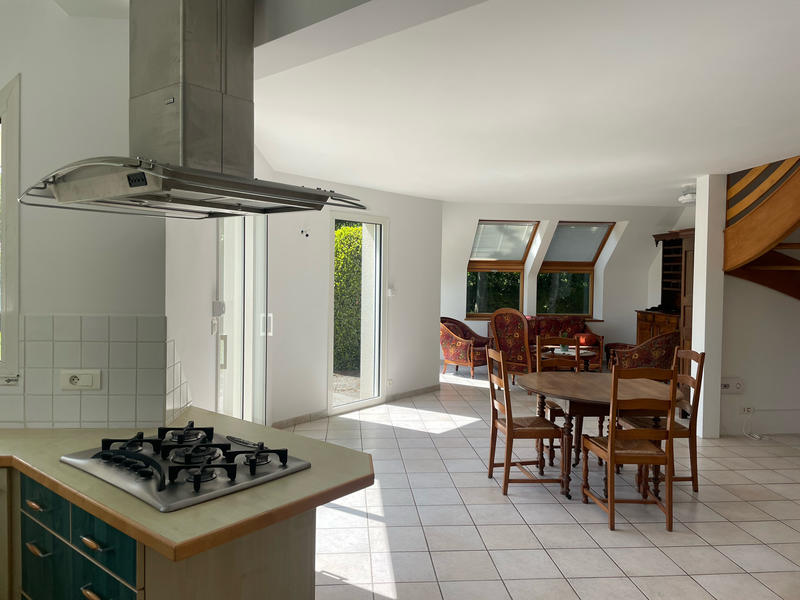 Maison - 144 m² - 6 pièces