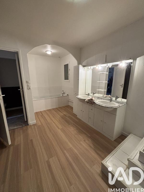 Maison - 113 m² - 5 pièces