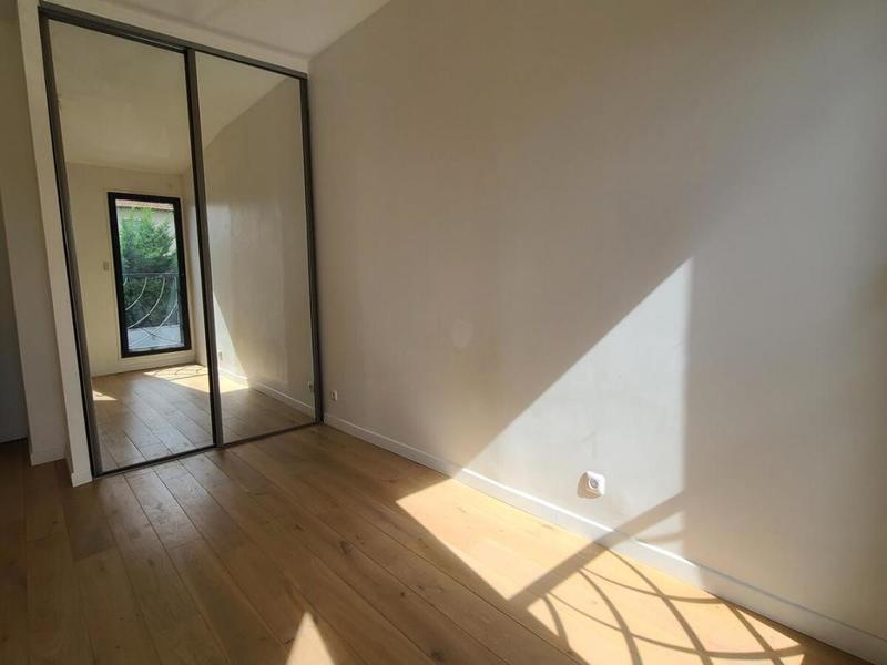 Appartement - 134 m² - 6 pièces