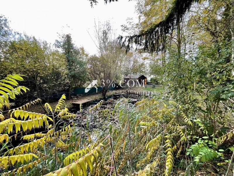 Terrain de loisirs - 1 574 m²