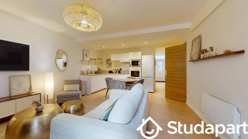 Chambre - 13 m² - 1 pièce