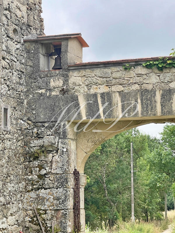 Maison - 338 m² - 10 pièces