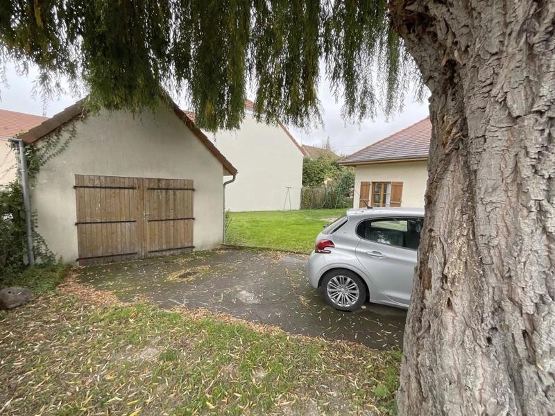 Maison - 102 m² - 6 pièces