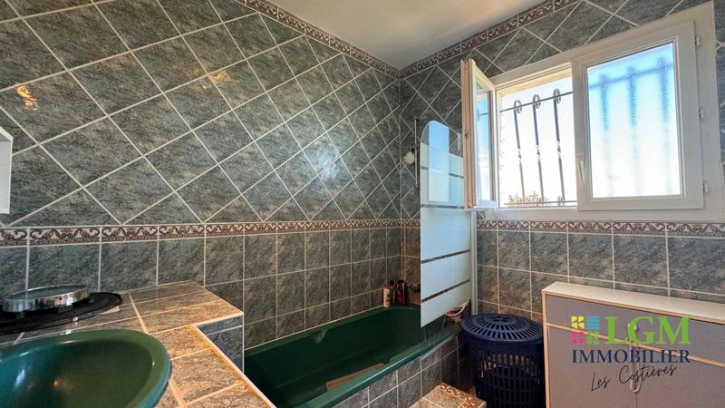 Villa - 160 m² - 7 pièces