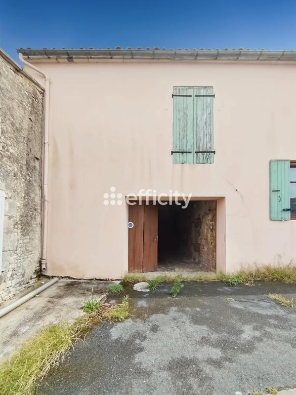 Maison - 282 m² - 4 pièces