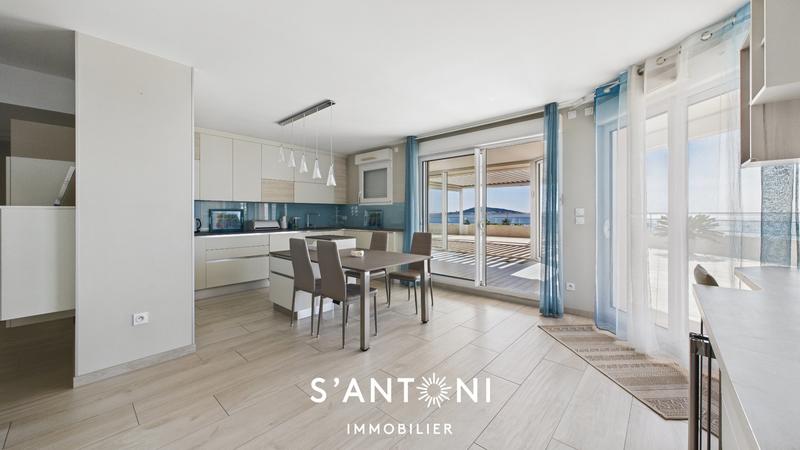 Appartement - 109 m² - 4 pièces