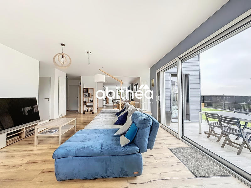 Maison - 172 m² - 6 pièces