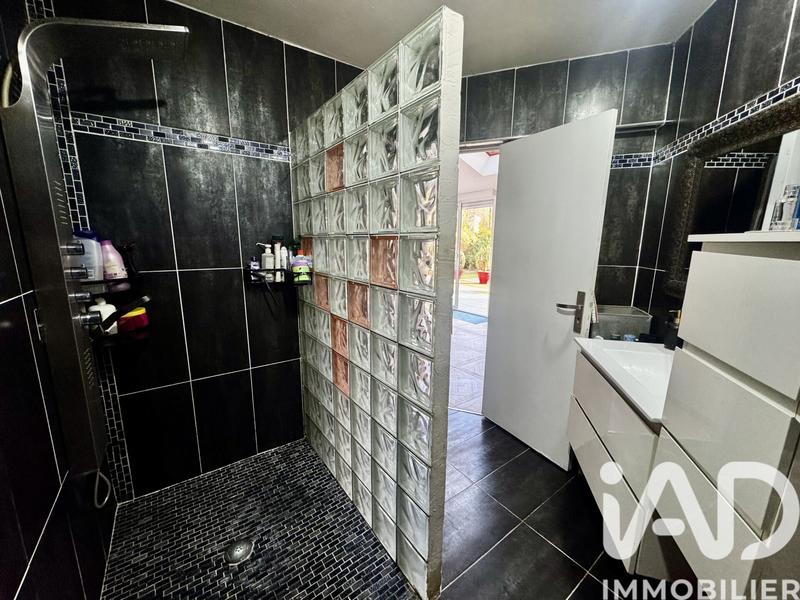 Maison - 103 m² - 5 pièces