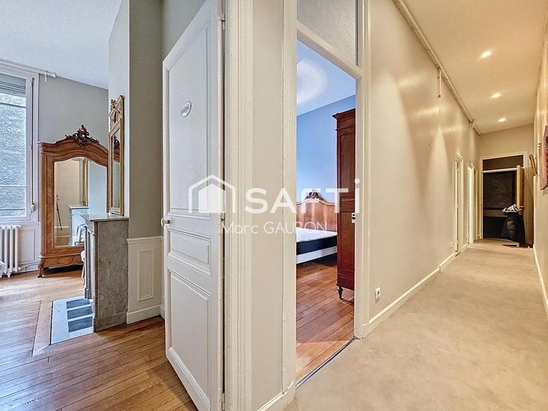 Appartement - 160 m² - 7 pièces