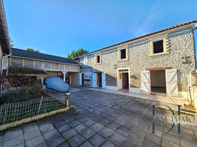 Maison - 157 m² - 7 pièces