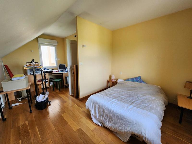 Maison - 190 m² - 9 pièces