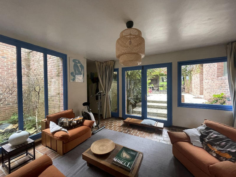 Maison d'architecte - 330 m² - 11 pièces