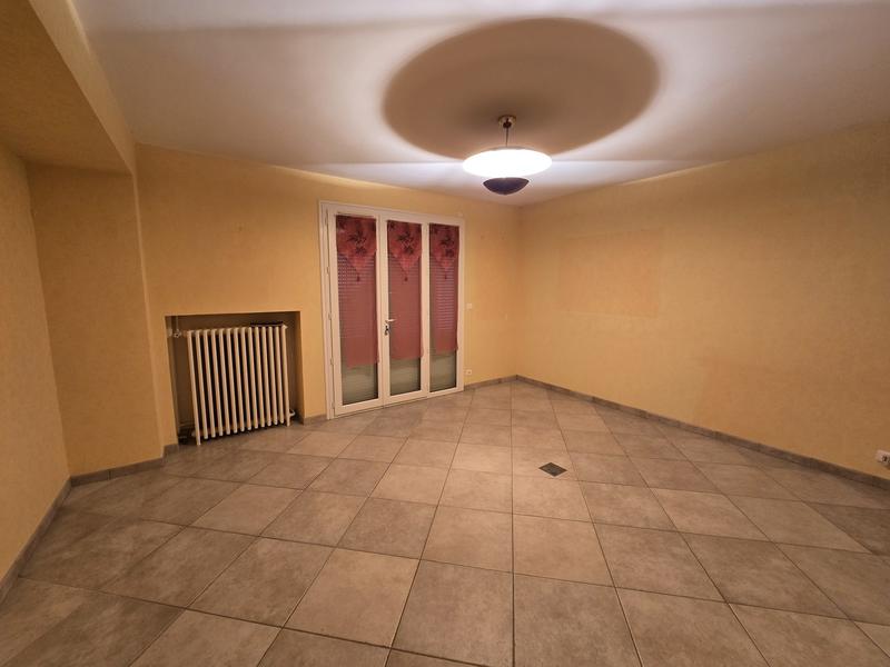 Maison ancienne - 214 m² - 7 pièces