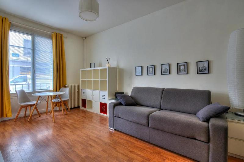 Studio - 25 m² - 1 pièce