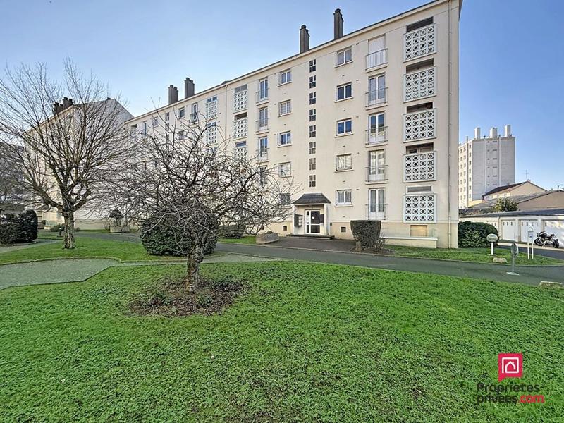 Appartement - 70 m² - 4 pièces