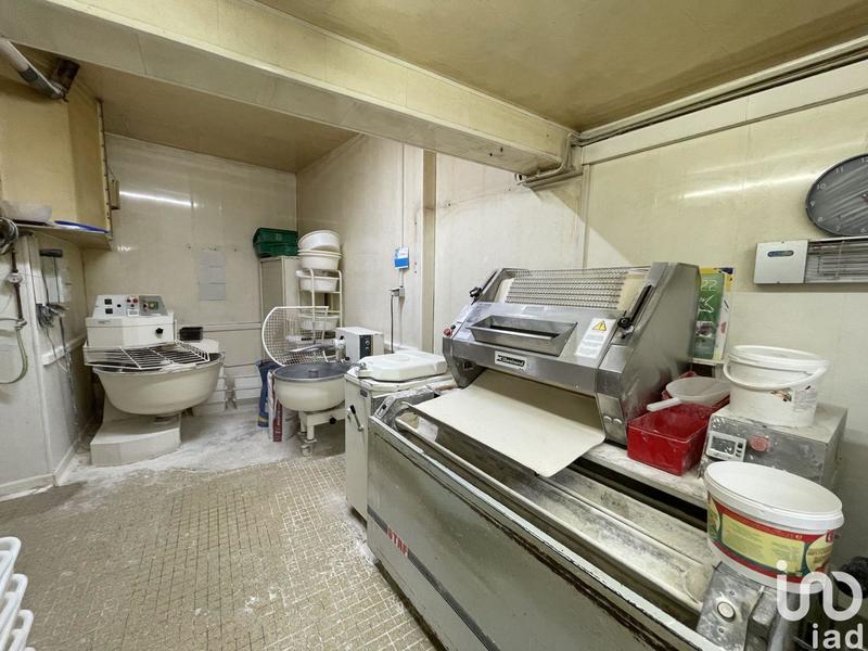 Local commercial - 220 m²