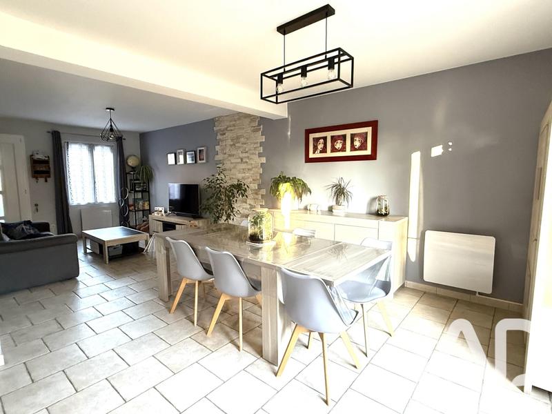 Maison - 93 m² - 4 pièces