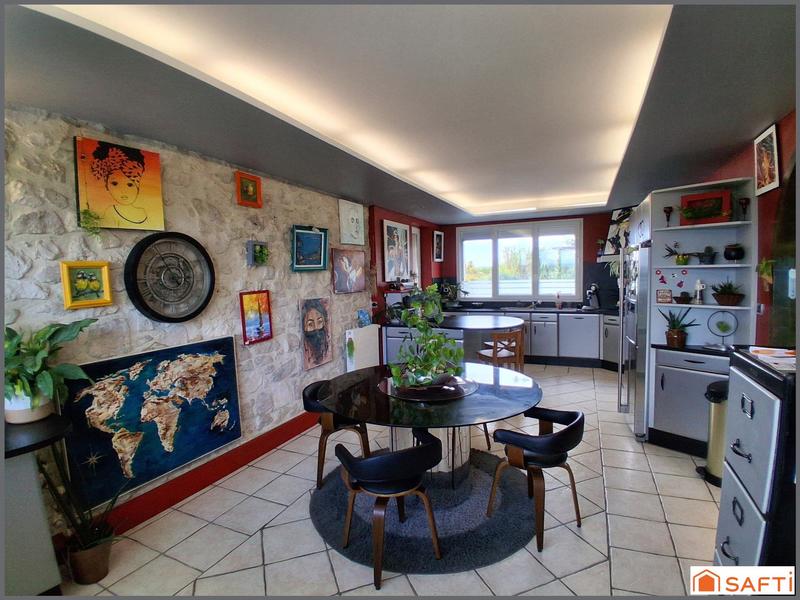 Maison - 147 m² - 6 pièces