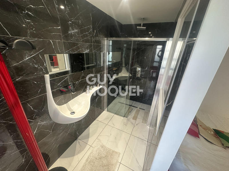 Maison - 97 m² - 3 pièces