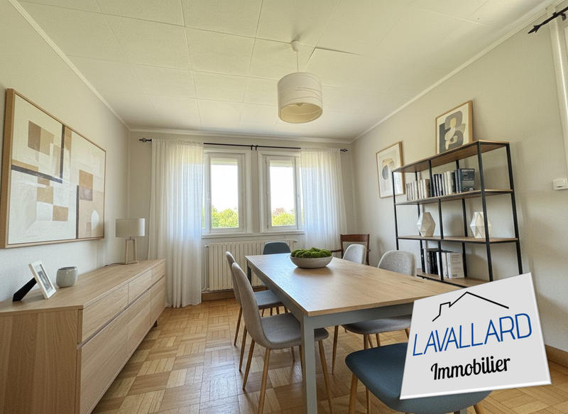 Maison - 101 m² - 5 pièces