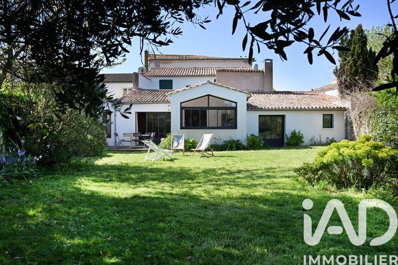 Maison - 141 m² - 7 pièces