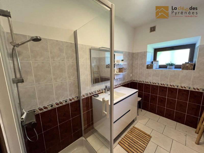 Maison - 182 m² - 7 pièces