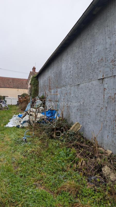 Maison - 300 m² - 1 pièce