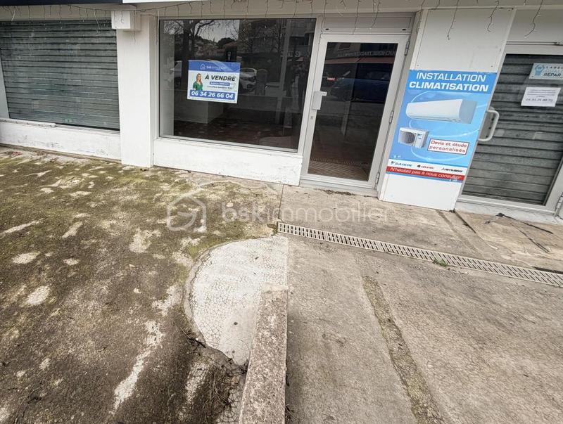 Bureau - 60 m² - 2 pièces