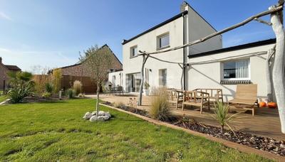 Maison - 136 m² - 5 pièces