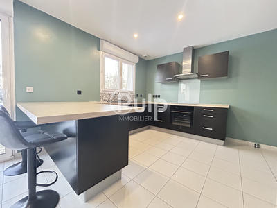 Pavillon - 123 m² - 8 pièces