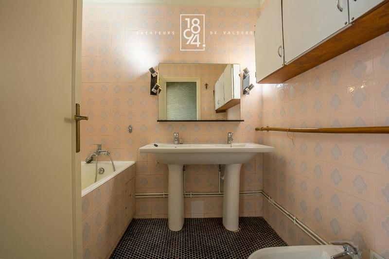 Appartement - 111 m² - 4 pièces